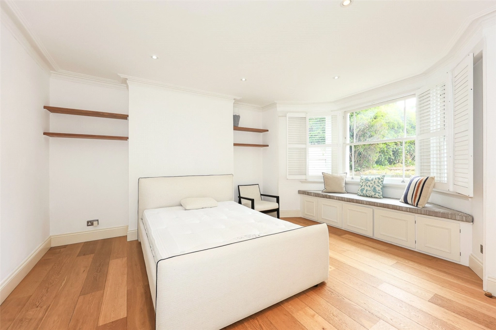 3 bedrooms apartments/flats for sale in Castlebar Road, Ealing - W5 view 9