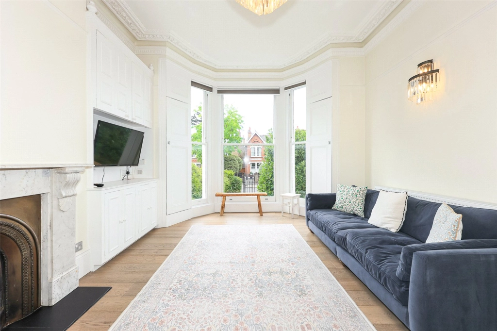 3 bedrooms apartments/flats for sale in Castlebar Road, Ealing - W5 view 2