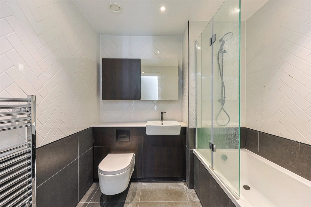 1 bedroom apartments/flats for sale in Heartwood Boulevard, Acton - W3 view 8