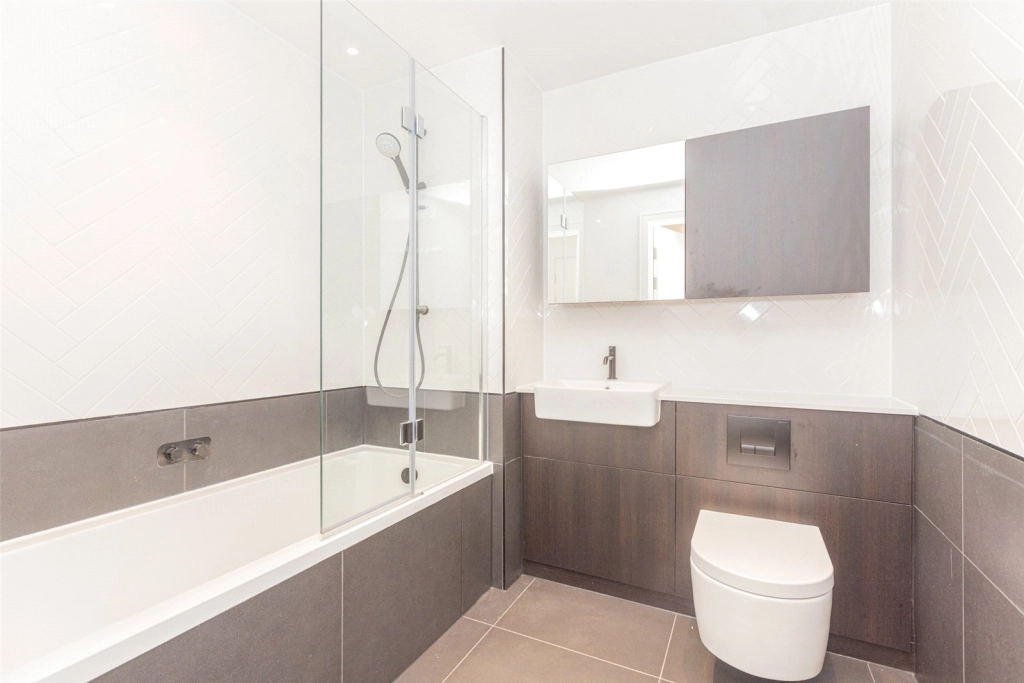 1 bedroom apartments/flats for sale in Heartwood Boulevard, Acton - W3 view 7