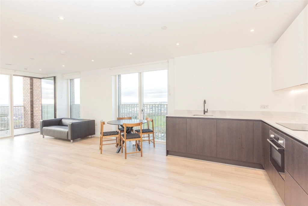 1 bedroom apartments/flats for sale in Heartwood Boulevard, Acton - W3 view 3