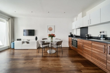 Longfield Avenue, Ealing - W5 view 15