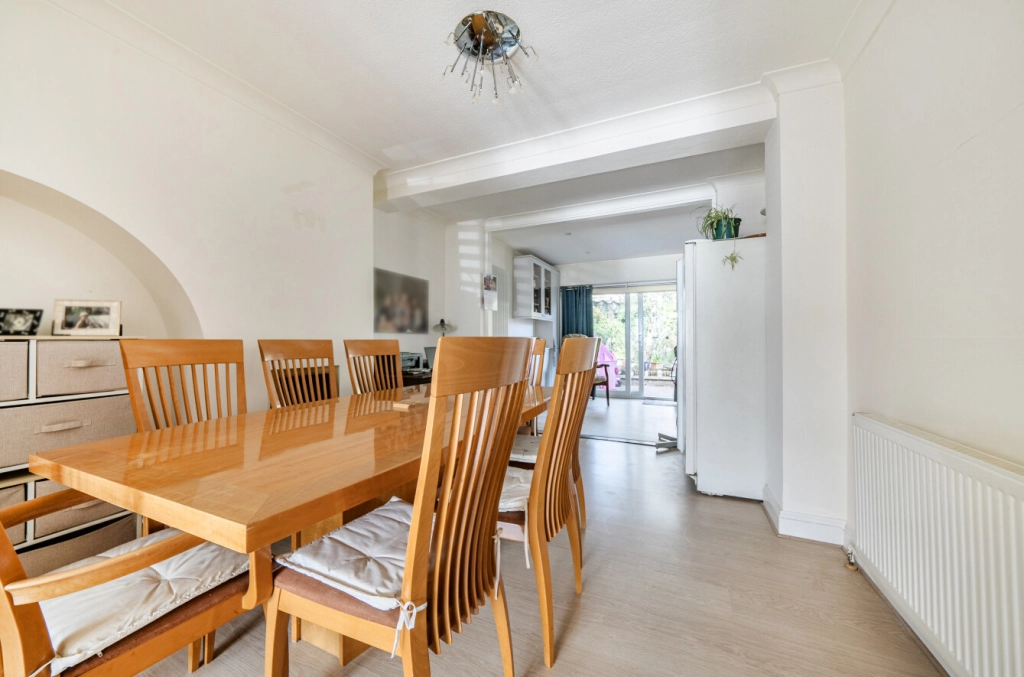 3 bedrooms houses for sale in Rushgrove Avenue, Colindale - NW9 view 3