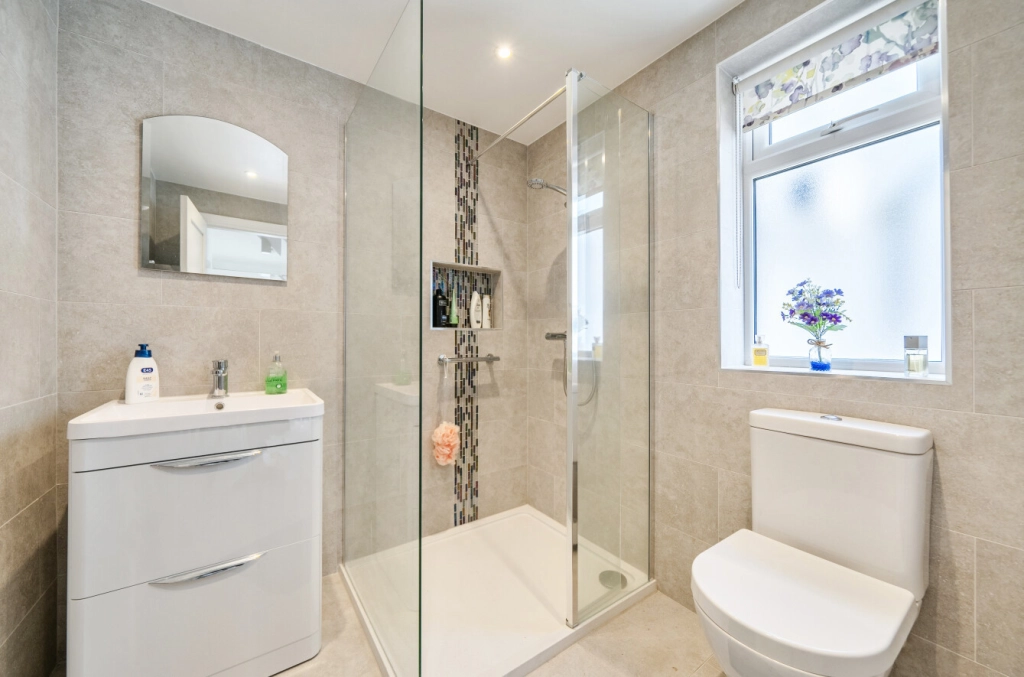 3 bedrooms houses for sale in Rushgrove Avenue, Colindale - NW9 view 11