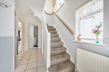 Rushgrove Avenue, Colindale - NW9 view 12