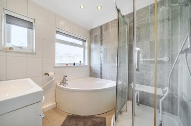 Rushgrove Avenue, Colindale - NW9 view 16