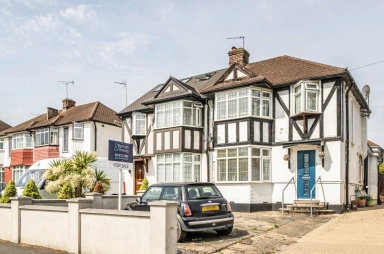 Rushgrove Avenue, Colindale - NW9 view 1