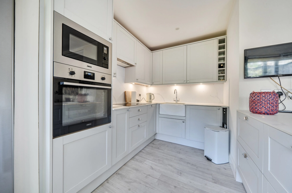 3 bedrooms houses for sale in Rushgrove Avenue, Colindale - NW9 view 5