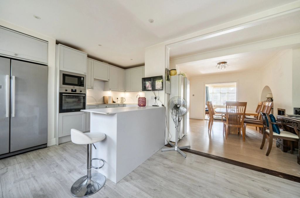 3 bedrooms houses for sale in Rushgrove Avenue, Colindale - NW9 view 6