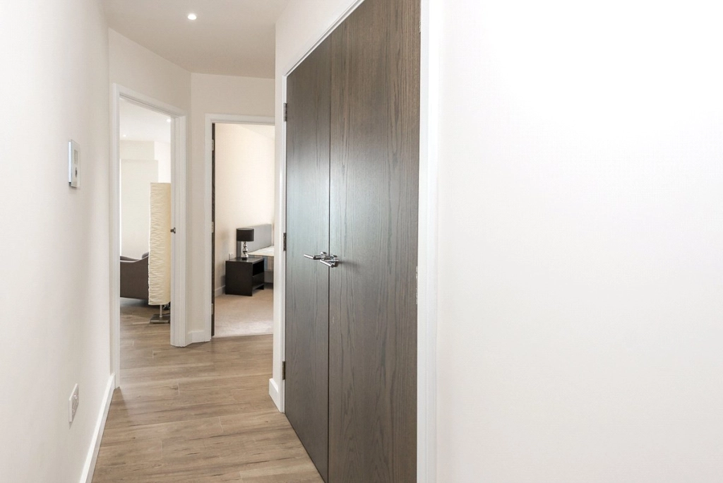 2 bedrooms apartments/flats for sale in Aerodrome Road, Colindale - NW9 view 6