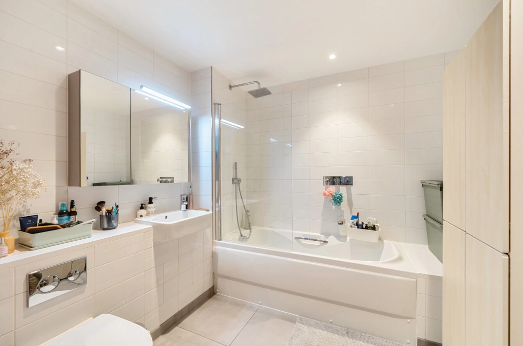 1 bedroom apartments/flats for sale in Capitol Way, Colindale - NW9 view 8