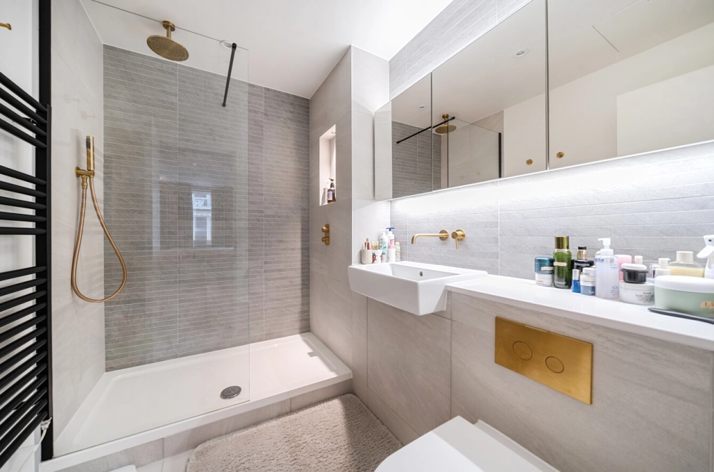 2 bedrooms apartments/flats for sale in Quay Walk, Wembley - HA0 view 10