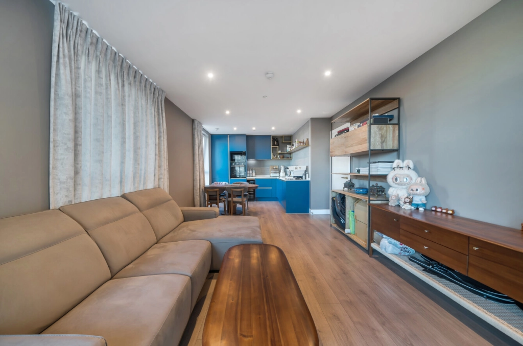 2 bedrooms apartments/flats for sale in Quay Walk, Wembley - HA0 view 2