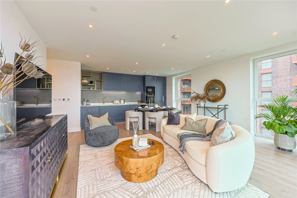 3 bedrooms apartments/flats to sale in Quay Walk, Wembley-image 1