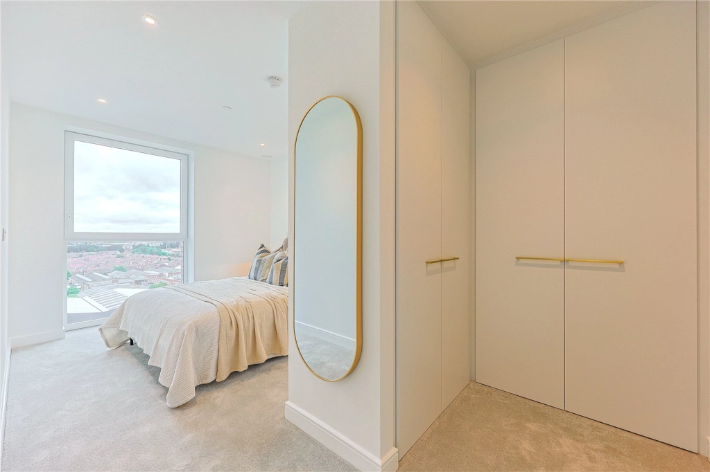 3 bedrooms apartments/flats for sale in Quay Walk, Wembley - HA0 view 9