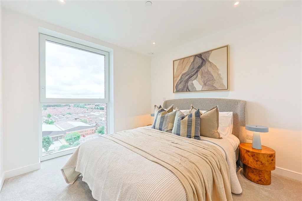 3 bedrooms apartments/flats for sale in Quay Walk, Wembley - HA0 view 5