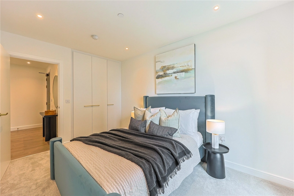 3 bedrooms apartments/flats for sale in Quay Walk, Wembley - HA0 view 13