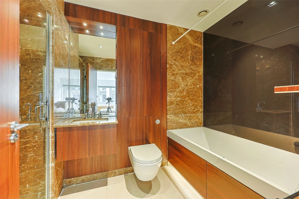 2 bedrooms apartments/flats for sale in Longfield Avenue, Ealing - W5 view 6