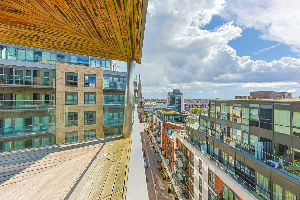 2 bedrooms apartments/flats for sale in Longfield Avenue, Ealing - W5 view 12