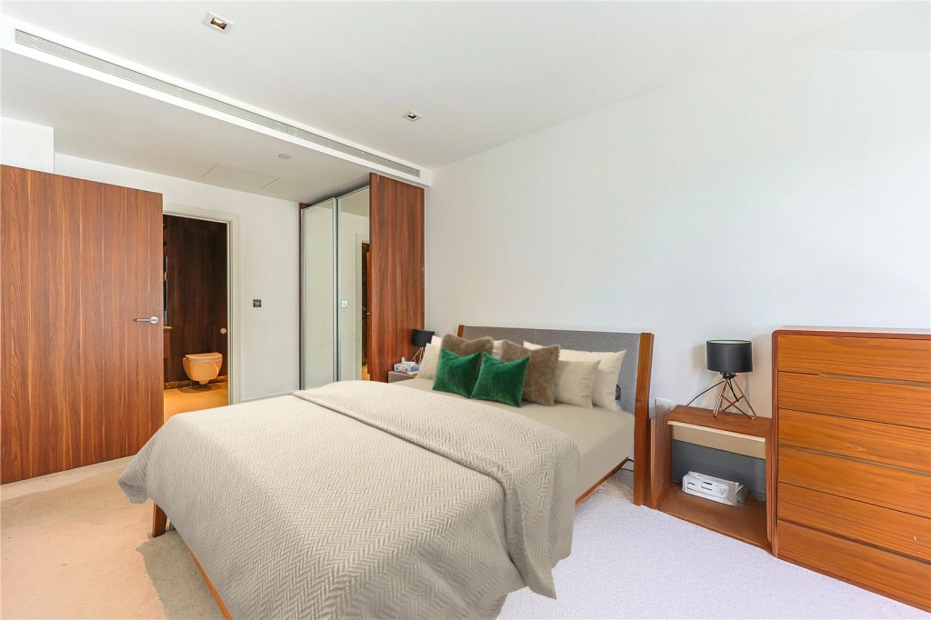 2 bedrooms apartments/flats for sale in Longfield Avenue, Ealing - W5 view 5