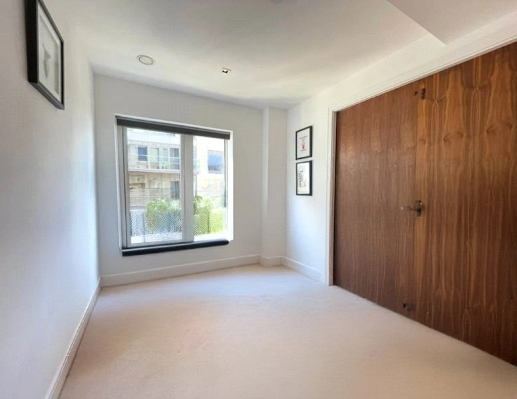2 bedrooms apartments/flats for sale in Longfield Avenue, Ealing - W5 view 9