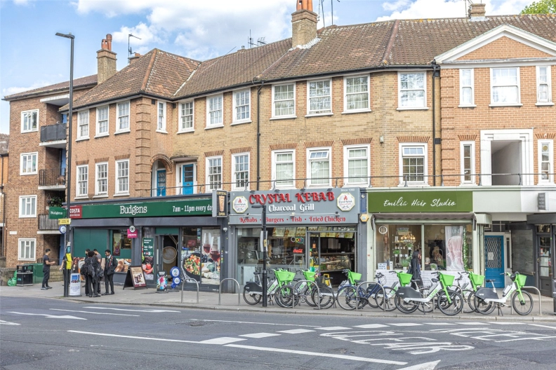 2 bedrooms apartments/flats for sale in Bookbinder Point, Bollo Lane, Acton - W3 view 7