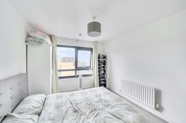 Mannock Close, Colindale - NW9 view 13