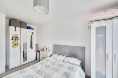 Mannock Close, Colindale - NW9 view 8