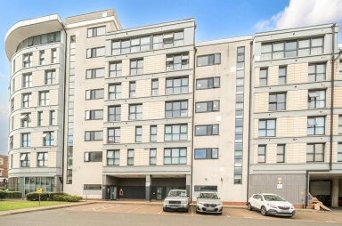 Mannock Close, Colindale - NW9 view 1