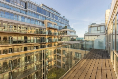 Longfield Avenue, Ealing - W5 view 19