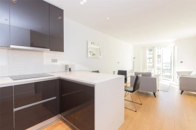 Longfield Avenue, Ealing - W5 view 15