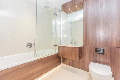 Longfield Avenue, Ealing - W5 view 10