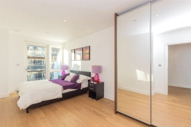 Longfield Avenue, Ealing - W5 view 13