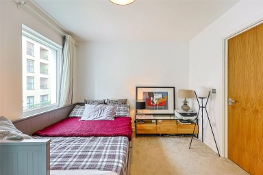Hoy Close, Colindale Gardens, Colindale - NW9 view 11