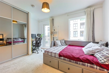 Hoy Close, Colindale Gardens, Colindale - NW9 view 12