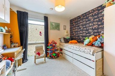 Hoy Close, Colindale Gardens, Colindale - NW9 view 17