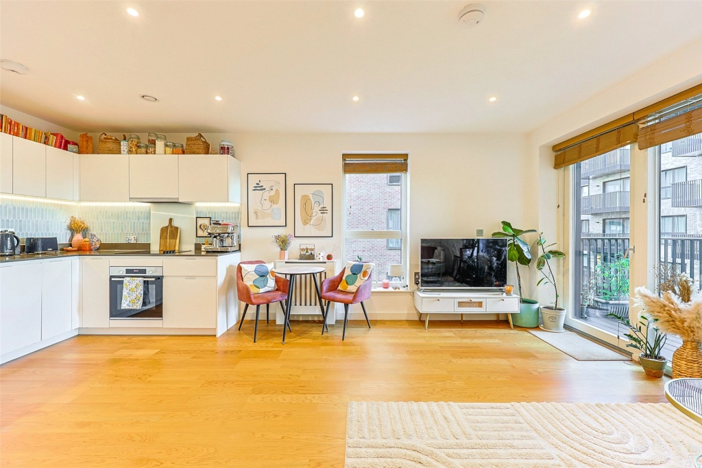 1 bedroom apartments/flats for sale in Samara Drive, Southall - UB1 view 13