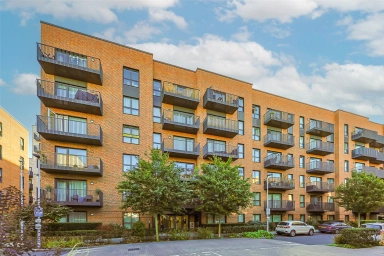 Samara Drive, Southall - UB1 view 1