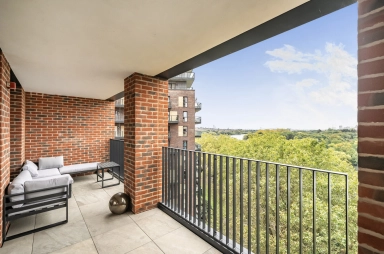 Shearwater Drive, Hendon Waterside - NW9 view 1