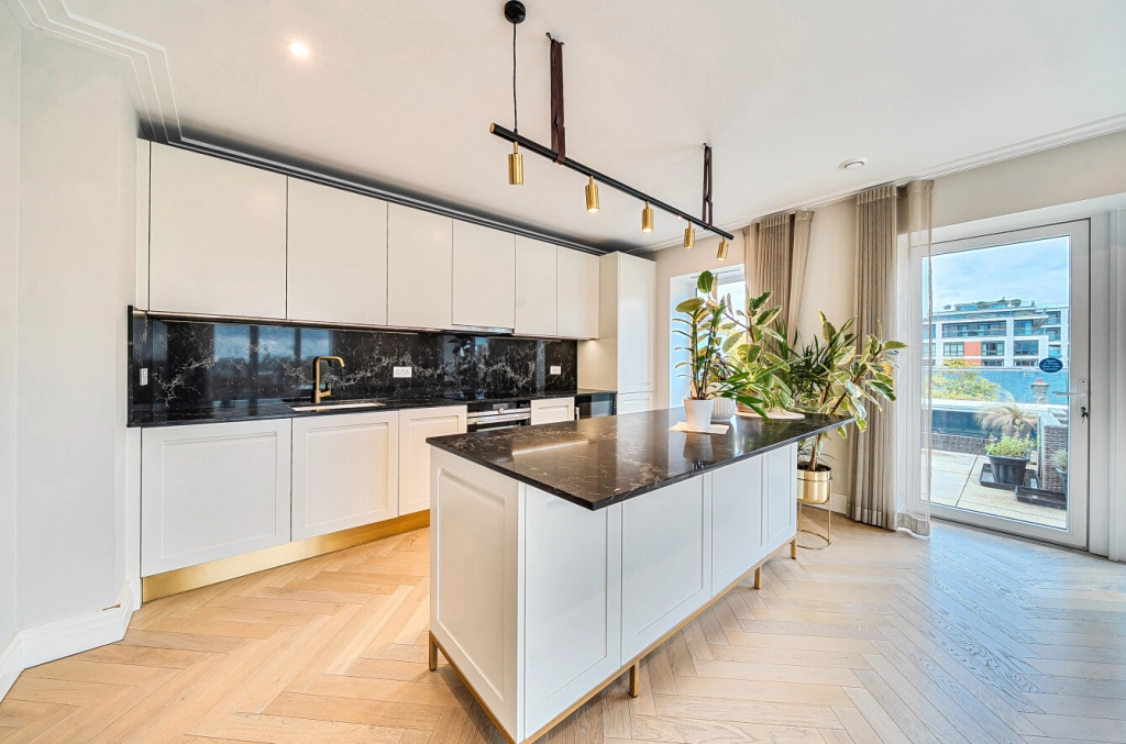 3 bedrooms apartments/flats for sale in Filmworks Walk, Ealing - W5 view 4