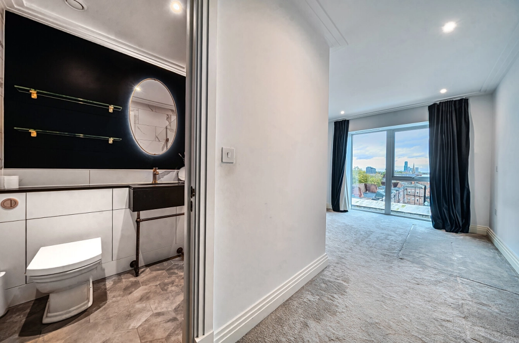 3 bedrooms apartments/flats for sale in Filmworks Walk, Ealing - W5 view 11
