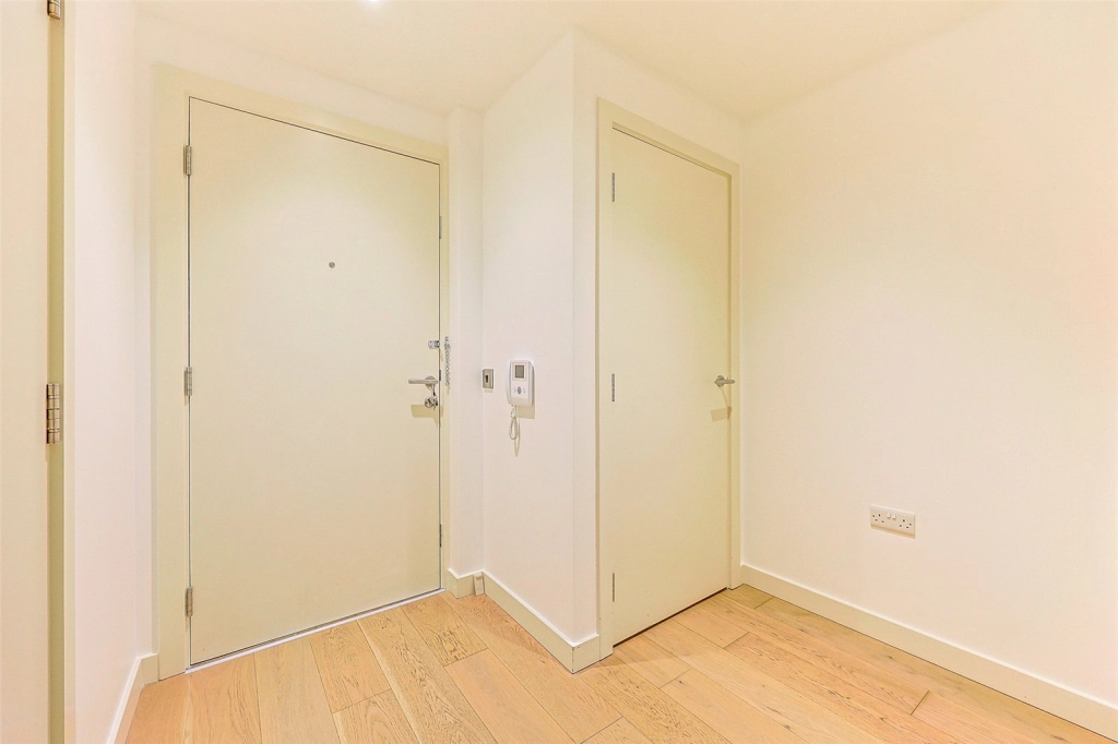 1 bedroom apartments/flats for sale in Capitol Way, Colindale - NW9 view 9