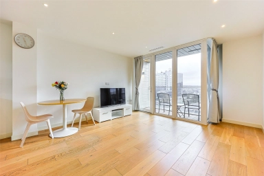 Capitol Way, Colindale - NW9 view 3