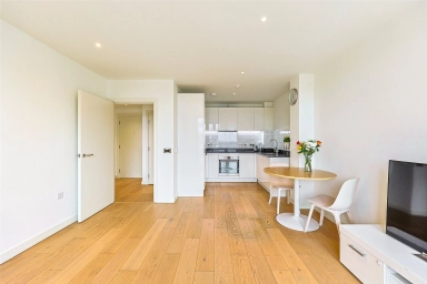 Capitol Way, Colindale - NW9 view 13