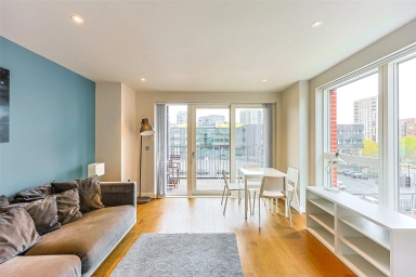 Lismore Boulevard, Colindale Garden, Colindale - NW9 view 1