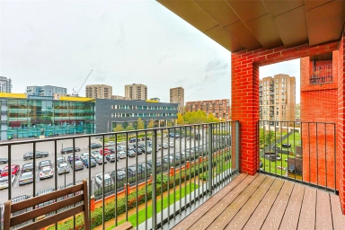 Lismore Boulevard, Colindale Garden, Colindale - NW9 view 9