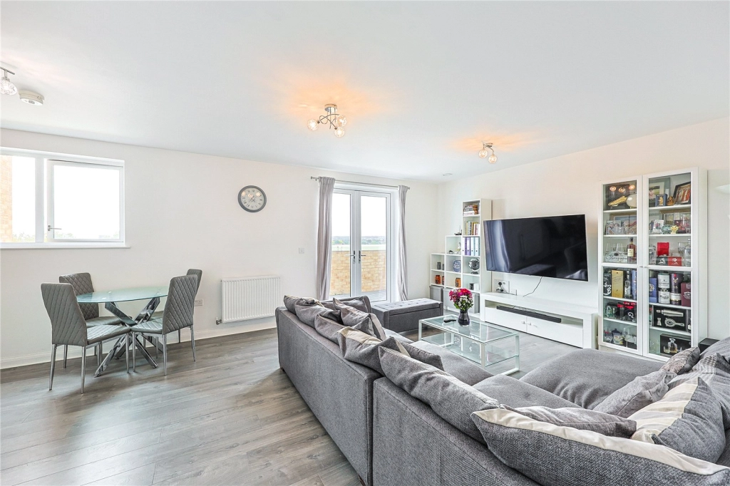 2 bedrooms apartments/flats for sale in Coxwell Boulevard, Colindale - NW9 view 5