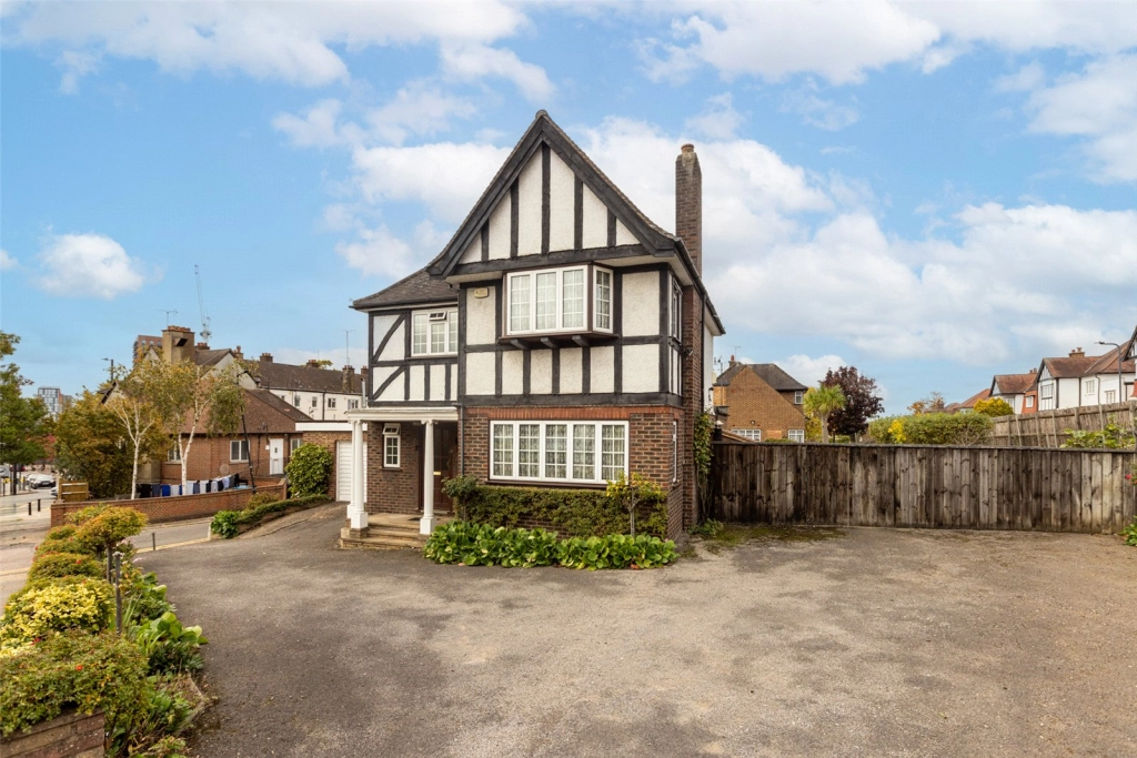 4 bedrooms houses for sale in Barn Hill, Wembley - HA9 view 24