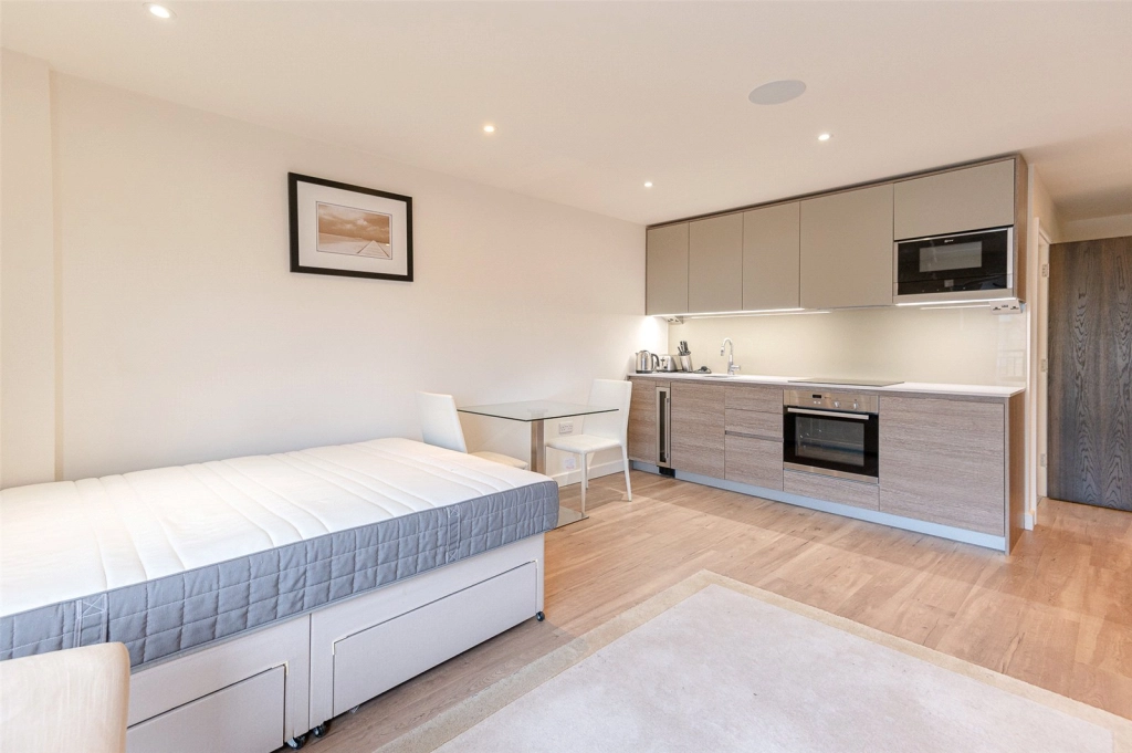 Studio apartments/flats for sale in Beaufort Square, Beaufort Park, Colindale - NW9 view 6