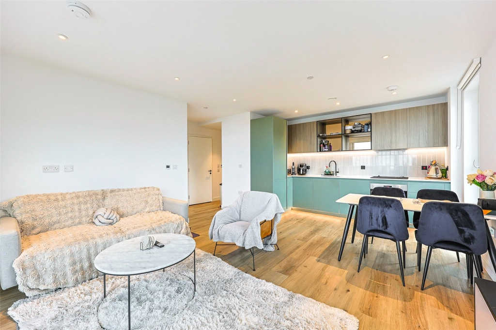 2 bedrooms apartments/flats for sale in Cedrus Avenue, Southall - UB1 view 13